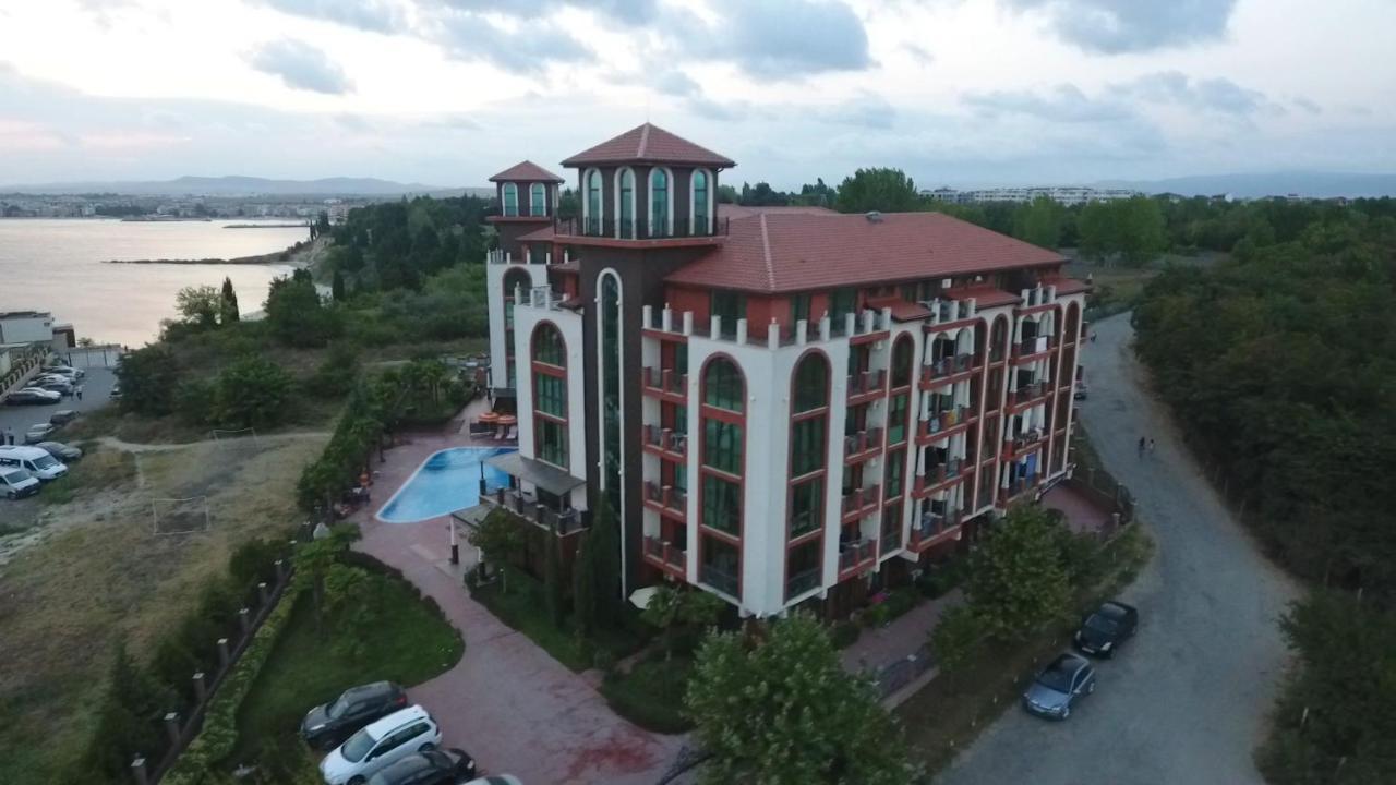 Chateau Del Marina Apart Complex Aparthotel Nesebar Exterior photo